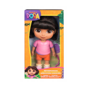 DÓRA BABA DÓRA BARÁT MEGISMERI A VILÁGOT 29 CM + KIEGÉSZÍTŐK